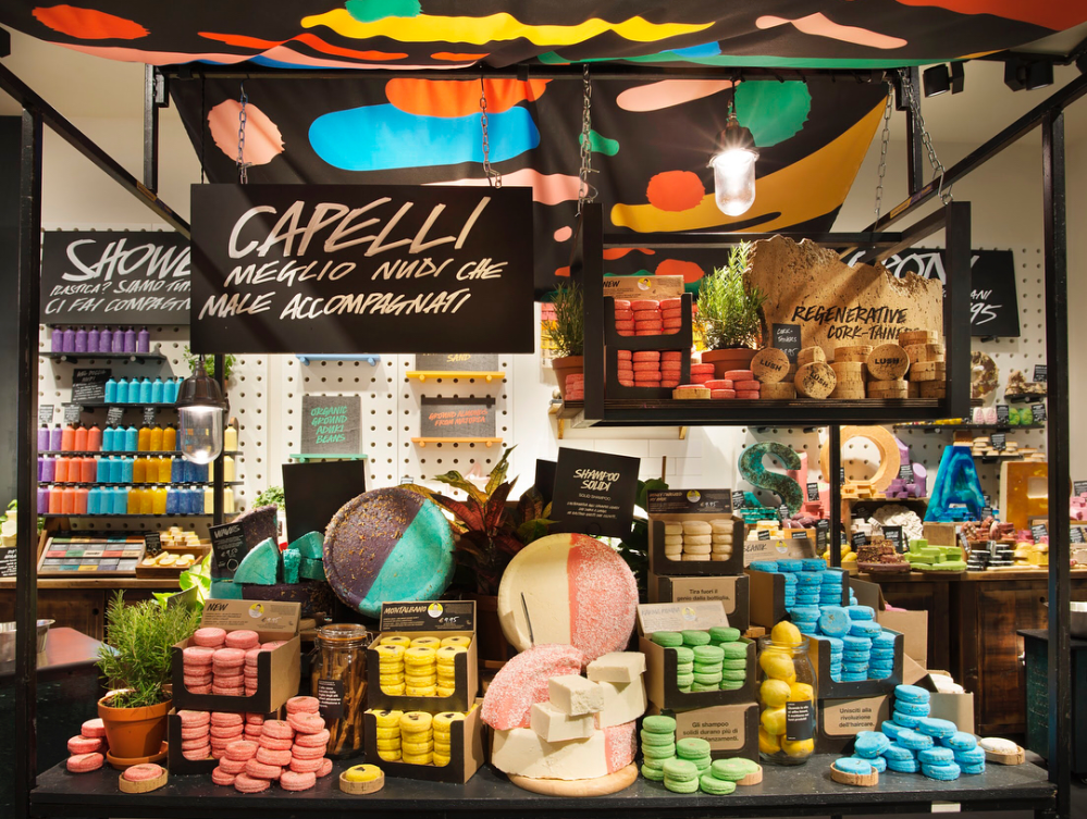 Lush Naked Shop di Milano e la nuova Turtle Jelly Bomb